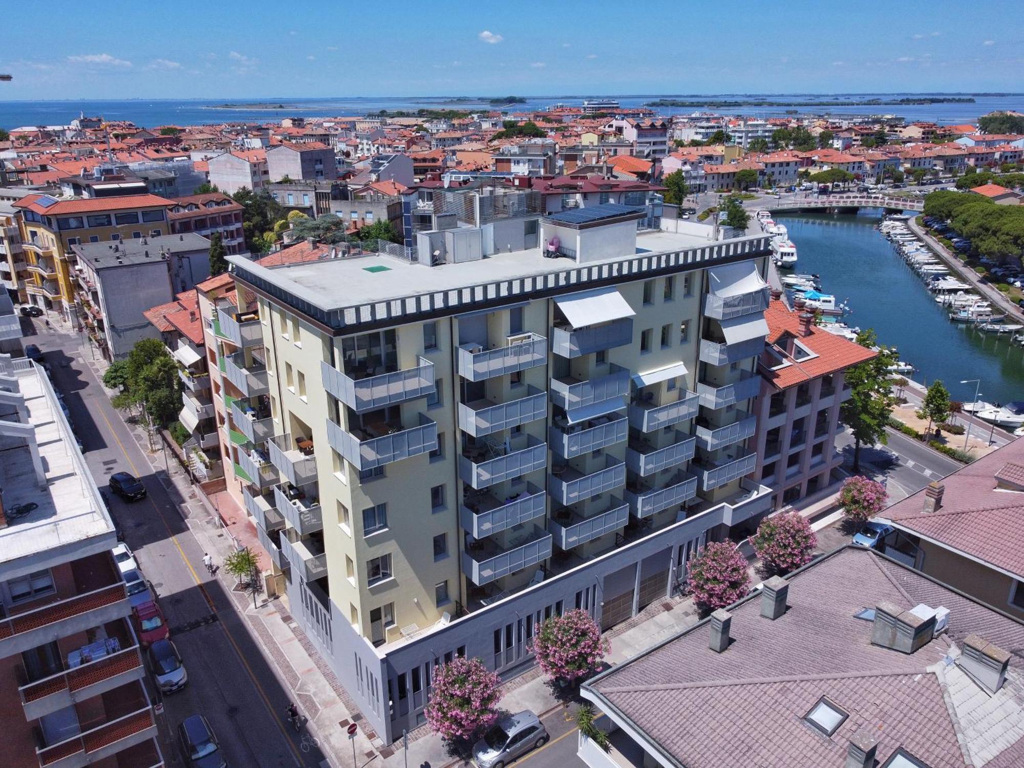Residence Hotel Hungaria Grado Ngoại thất bức ảnh