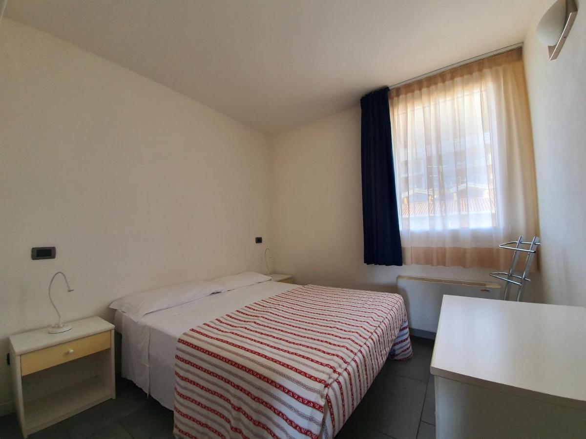 Residence Hotel Hungaria Grado Ngoại thất bức ảnh